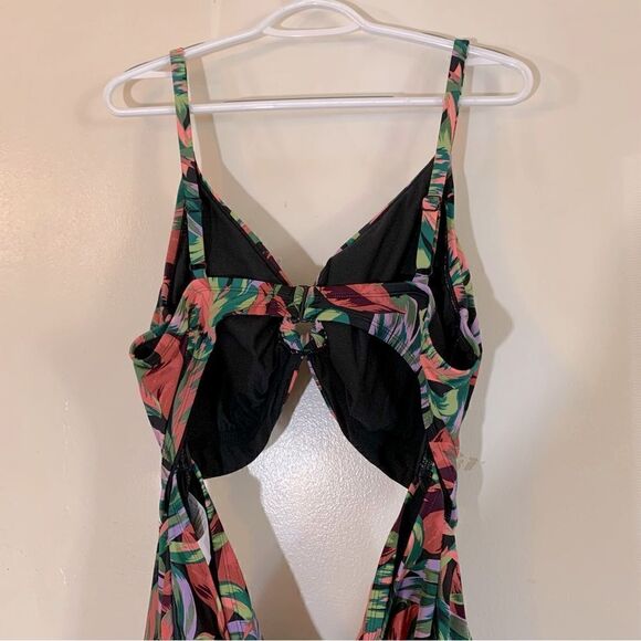 Time and Tru Swimsuit Monokini Jewel Tones Sz 3X 24W-26W NWT Gorgeous - Picture 2 of 8